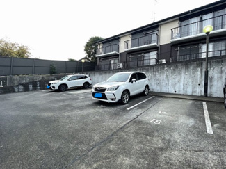 【駐車場】 | いつでも目の届く敷地内に駐車場があります♪お車をお持ちの方におすすめです！