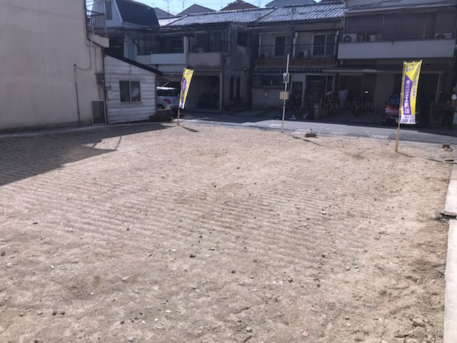 グラッド・タウン千石東町の前面道路含む現地写真