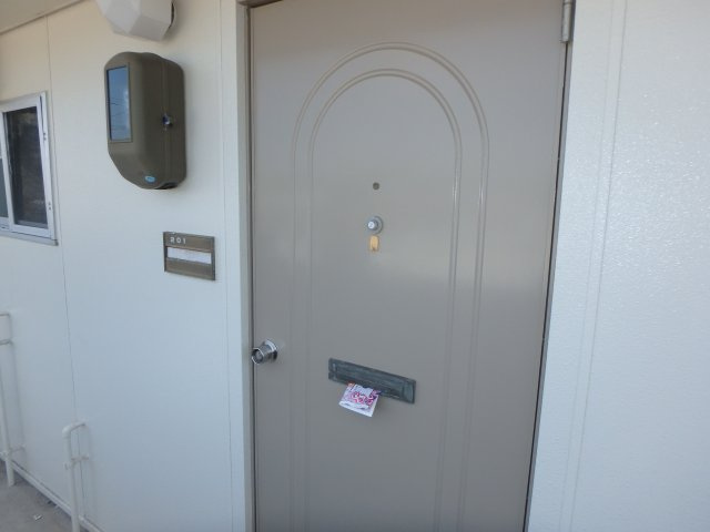 シティハイツショーワAの玄関