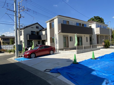 【前面道路含む現地写真】 | 現地見学会　浦和美園駅バス11分停歩2分の敷地51坪の駐車3台の広々土地の新築分譲住宅、最終１棟 | 前面道路含む現地写真です