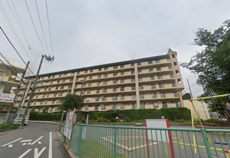 【外観】 | マンションの隣接には公園があり子育て世代にオススメです。
暮らしやすさと機能性が調和したベーシックな3LDK♪