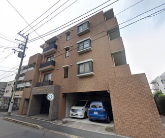 【外観】 | 南東角部屋につき採光・風通し良好です♪
「イトーヨーカドー」まで徒歩1分とお買い物にとても便利です。