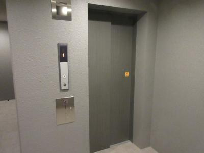 ファーストフィオーレ京都西京極（旧エグゼ京都西）のその他|エレベーター