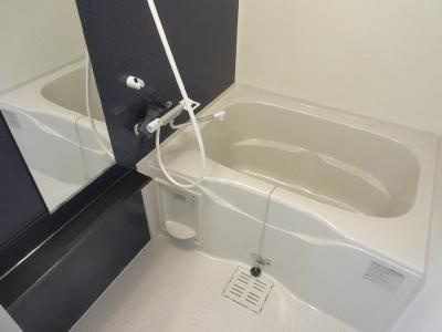 ファーストフィオーレ京都西京極（旧エグゼ京都西）の浴室