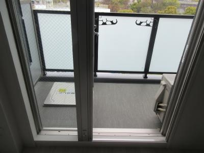 ファーストフィオーレ京都西京極（旧エグゼ京都西）のバルコニー