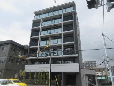 ファーストフィオーレ京都西京極（旧エグゼ京都西）の外観
