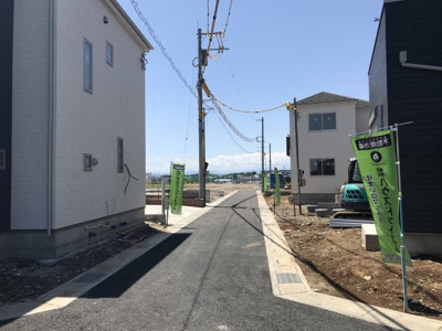 【前面道路含む現地写真】 | 現地見学会　西大宮駅徒歩圏の大型開発分譲地内の清河寺新築分譲住宅全15棟