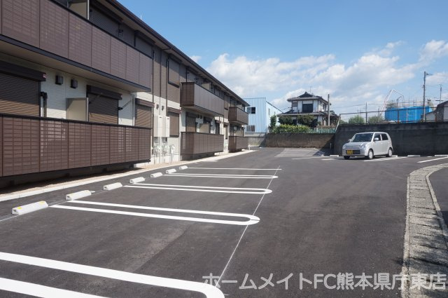 熊本市東区御領１丁目のアパートの駐車場