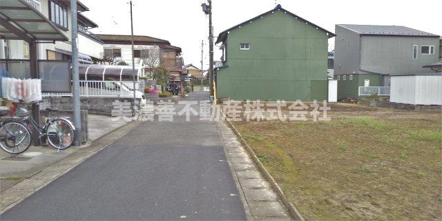 ５４６５０　岐阜市旦島土地の前面道路含む現地写真