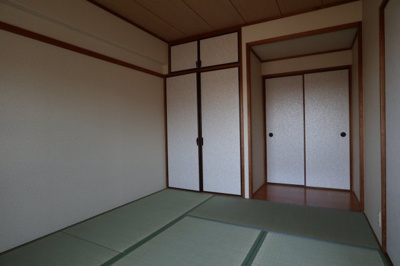 【寝室】 | サンライフ大津和