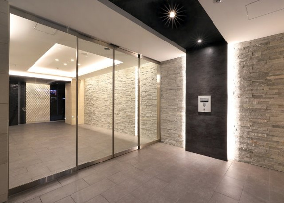 【エントランス】