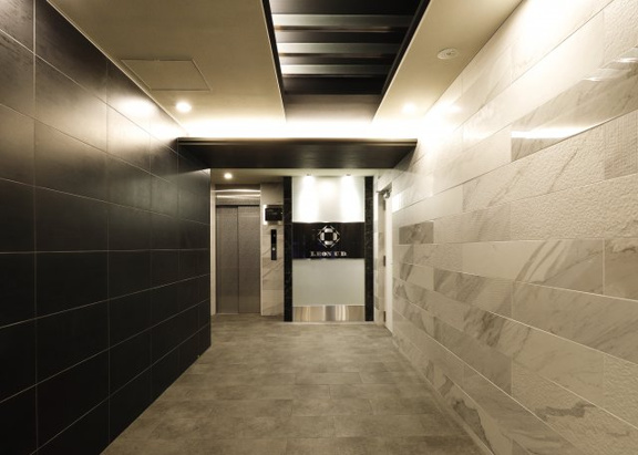 【エントランス】