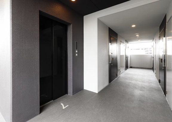 【エントランス】