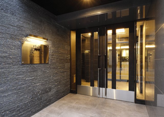 【エントランス】