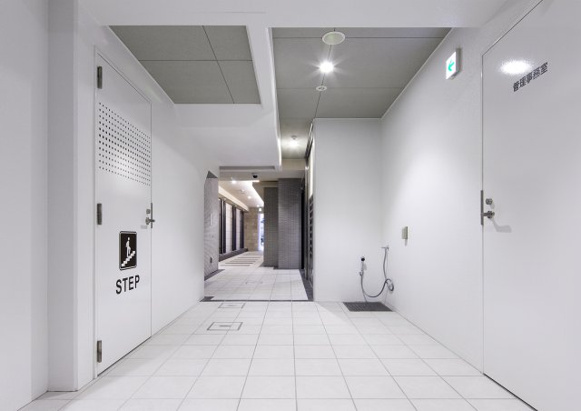 【エントランス】