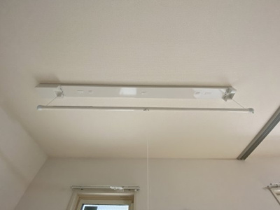 【設備】 | アムール久宝寺 | ★室内物干し棒★