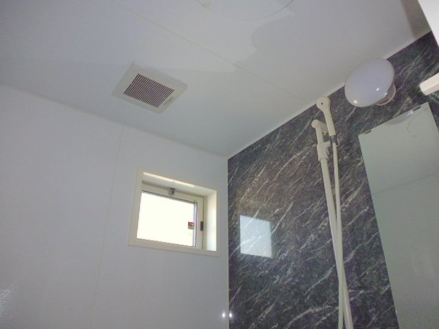 ディライトステージＢの浴室