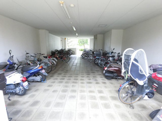 【その他共用部分】 | バイク置場です。