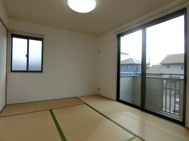 フォレスト　ハイツの和室