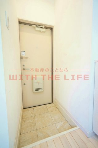 DaitoStyleTINA（ダイトウスタイルティーナ）【キャッシュバック対象物件】の玄関|落ち着いた玄関です