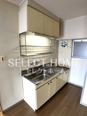 【キッチン】 | グランドール日名南 | コンパクトなキッチンで掃除もラクラク同型タイプ