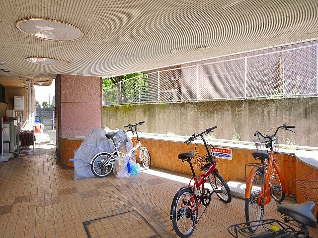 ふぁみーゆ東生駒の周辺