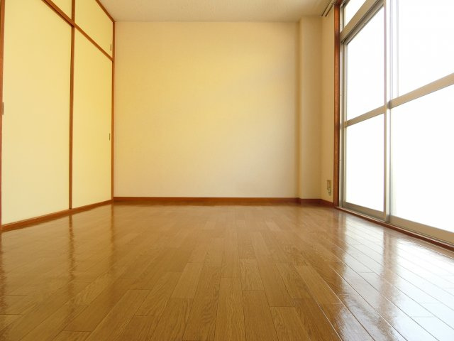 光ハイツ・杉本の寝室
