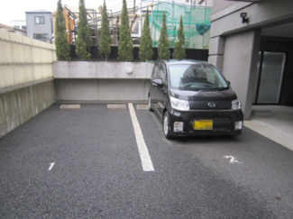 【駐車場】 | いつでも目の届く敷地内に駐車場があります♪お車をお持ちのファミリーさんにオススメです☆