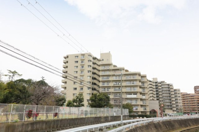 【外観】 | クローバーハイツ上野芝