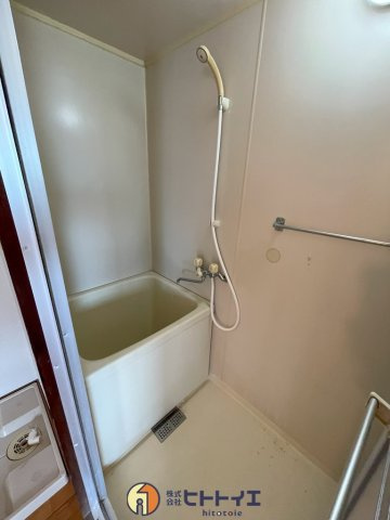 ベルメゾン室岡の浴室