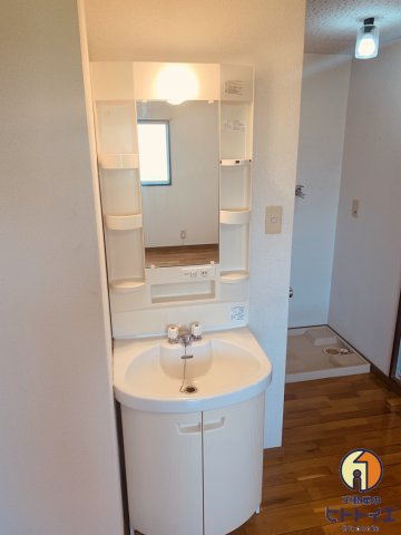 ベルメゾン室岡の独立洗面台|独立洗面台で身支度をすべて済ませてしまいましょう