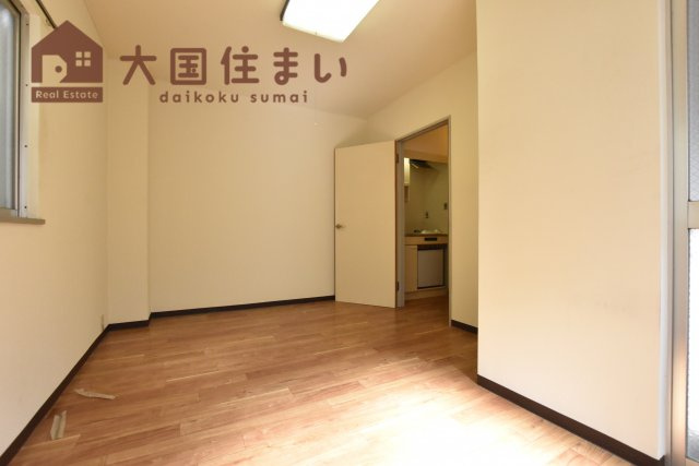 【寝室】 | トレヴィの泉