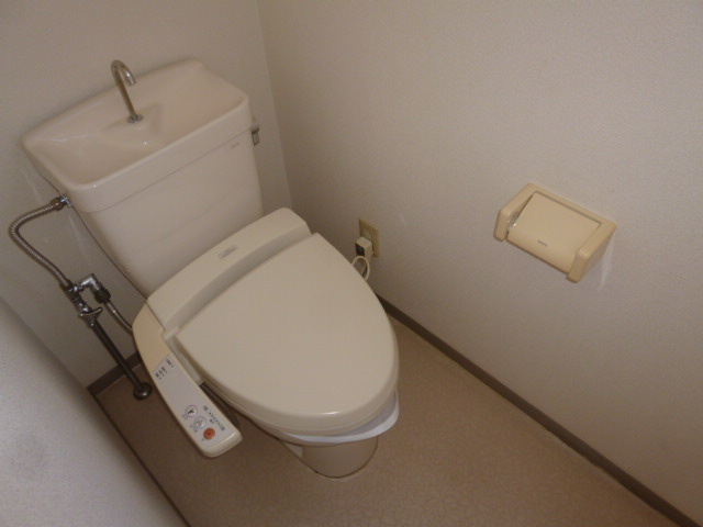 プレジール千田のトイレ|シャワー付きトイレに変更