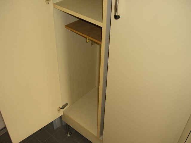 ジュネパレス市川第5の玄関