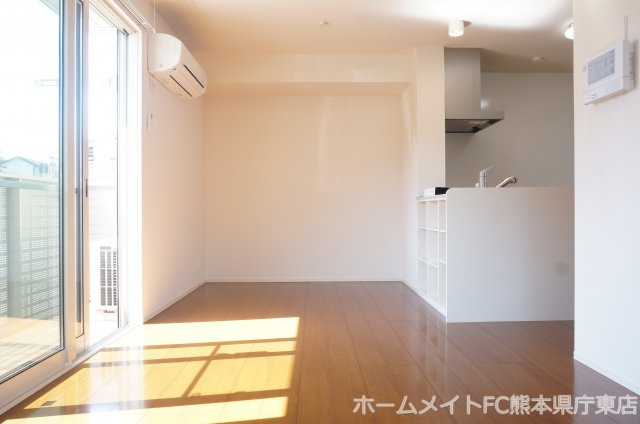 熊本市中央区大江４丁目のアパートの洋室