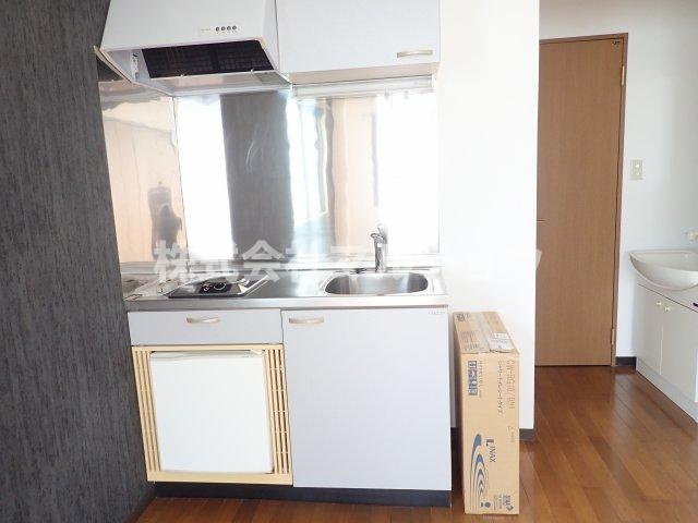 CASA CARINA 8のキッチン|お料理しやすいキッチンです