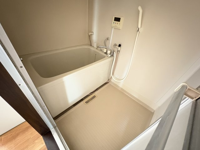 ドルフ石井Ａ棟の浴室