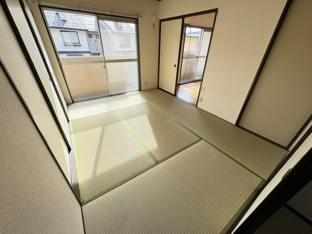 ドルフ石井Ａ棟の和室