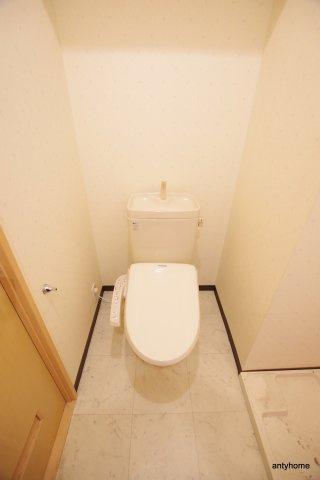 ＣＲＵＭ－１　仲介手数料無料のトイレ