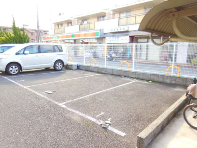 【駐車場】 | ルミエール