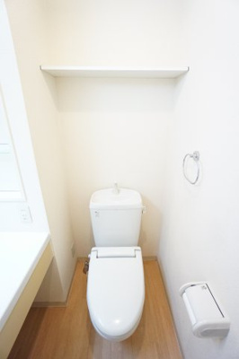 【トイレ】 | ノーベルパーク16 | ※同物件、同タイプの写真です。
