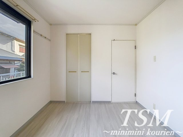 グリーンバレーＡ棟の洋室