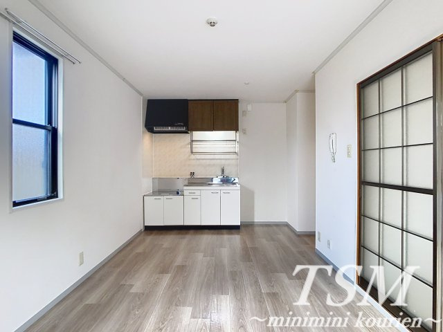 グリーンバレーＡ棟の居間・リビング