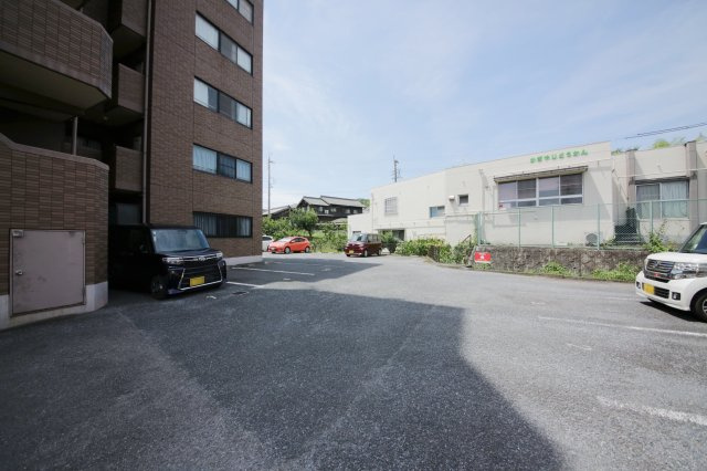 SOLE加木屋の駐車場