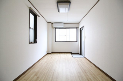 【居間・リビング】 | 森本マンション