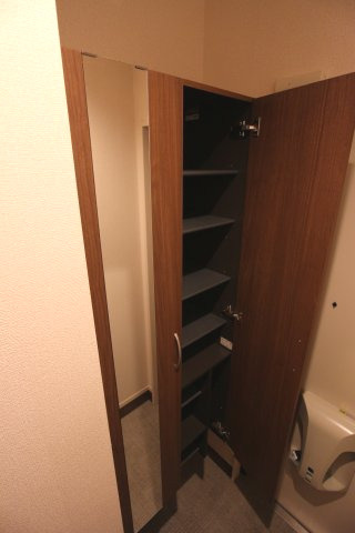 LaLa東人丸の内装