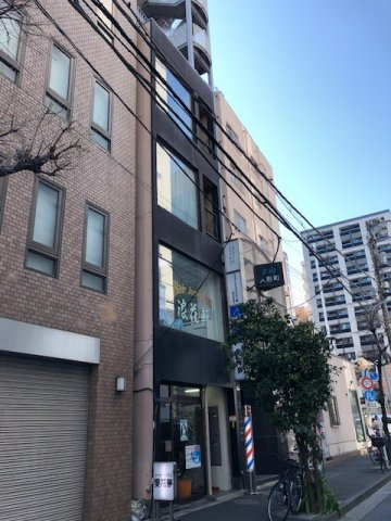 大武ビルの外観