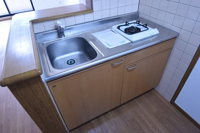 アンソレイエのキッチン|1口コンロ付き