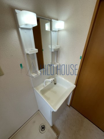 アルシオネCの洗面所