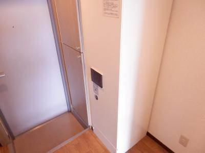 サンハウス御池の設備|電気温水器